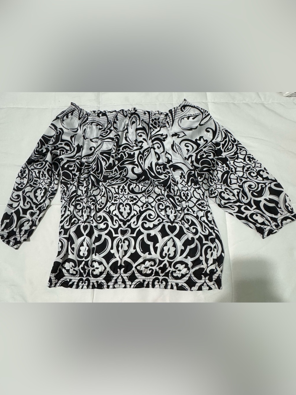 White House Black Market Black and White Off-Shoulder Printed Blouse